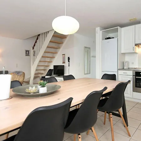 8 Person In Holiday home *